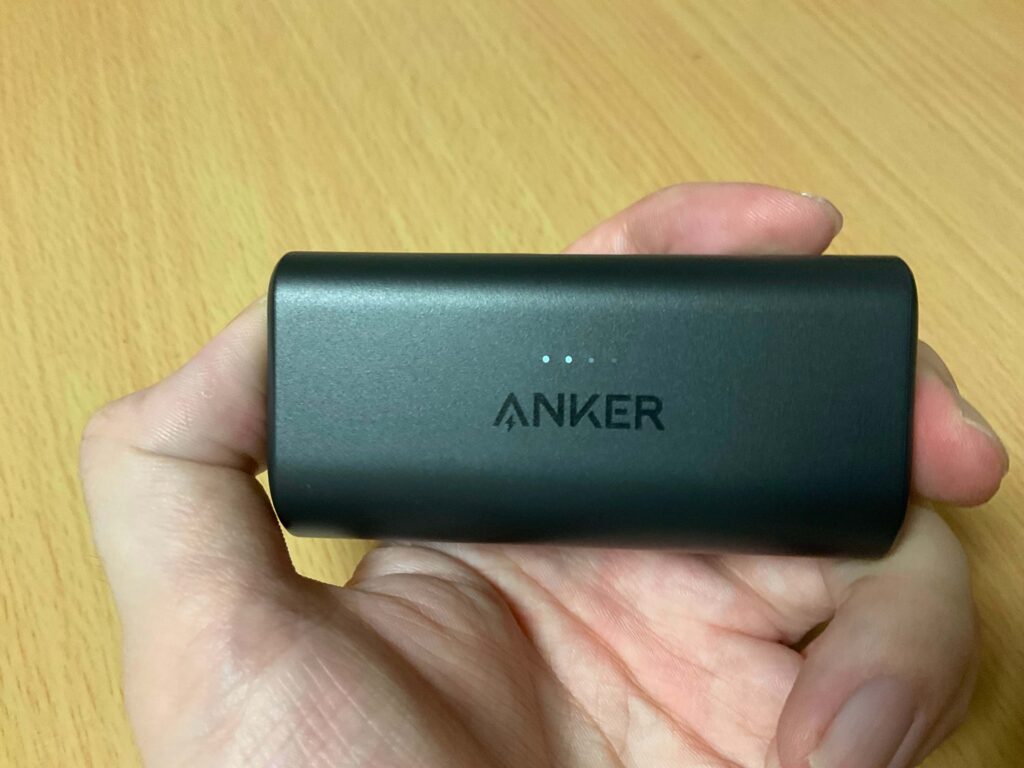 Anker Nano Power Bankが小さい！コンパクト！